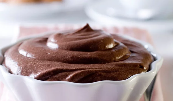 Τέσσερις εύκολες συνταγές για να απολαύσεις το γιαούρτι ως γλυκό