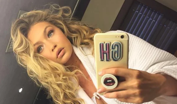Trend Alert: Η Gigi Hadid φόρεσε ήδη το it κραγιόν της άνοιξης