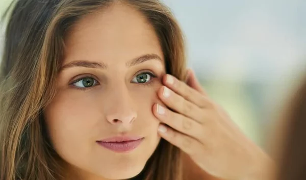 Τελικά, ποια είναι τα φυσικά καλλυντικά; (είσαι σίγουρη ότι ξέρεις τι χρησιμοποιείς;)