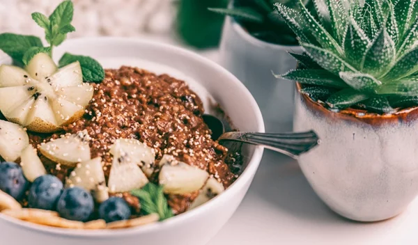 Διατροφή αποτοξίνωσης για την απώλεια λίπους και πόντων από τη διαιτολόγο Αναστασία Κόκκαλη