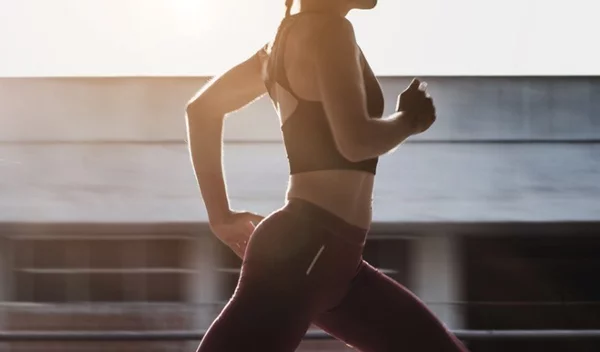 Tρέξιμο για μυϊκή ενδυνάμωση: Αυτή είναι η προπόνησή σου