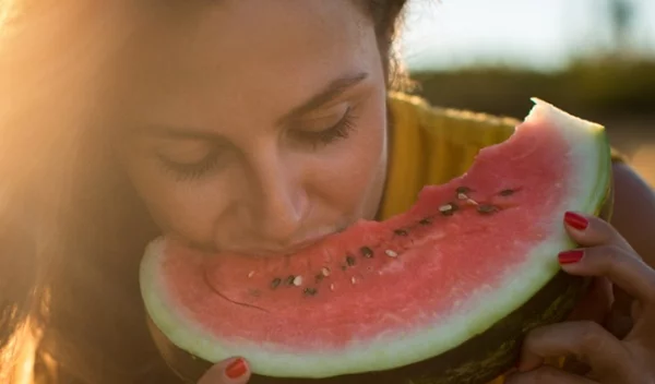 Τροφές με βιταμίνη Α: Οι καλύτερες πηγές της βιταμίνης για μαύρισμα