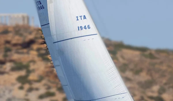 H ISDIN επίσημος προμηθευτής αντηλιακής προστασίας στο 4ο Aegean 600