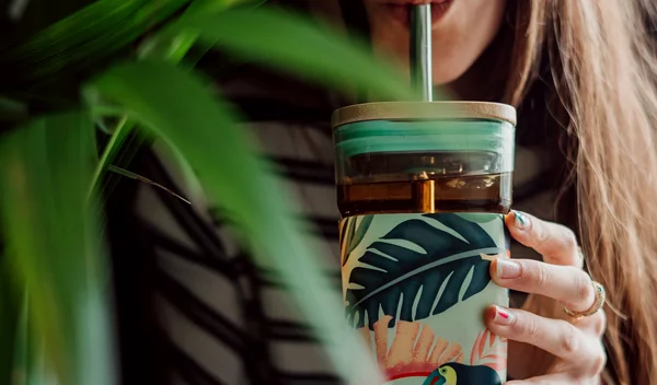 Γιατί είναι σημαντικό να πίνεις νερό κάθε ώρα, κάθε μέρα;