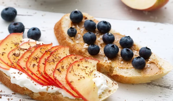 10 ιδέες για να τρως τα μήλα σε σνακ, γλυκό και φαγητό