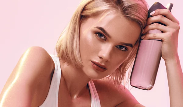 Πώς θα παραμείνω ενυδατωμένη κατά τη διάρκεια της άσκησης το καλοκαίρι;