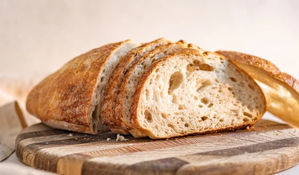 Φυσικό προζύμι και μαγιά: Ποιες είναι οι διαφορές τους και τι να προτιμήσεις;