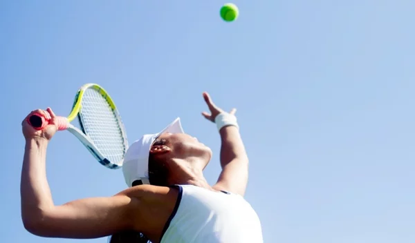 Τι βοηθάει στη δυσπεψία και ποια η σχέση του τένις με το έντερο;