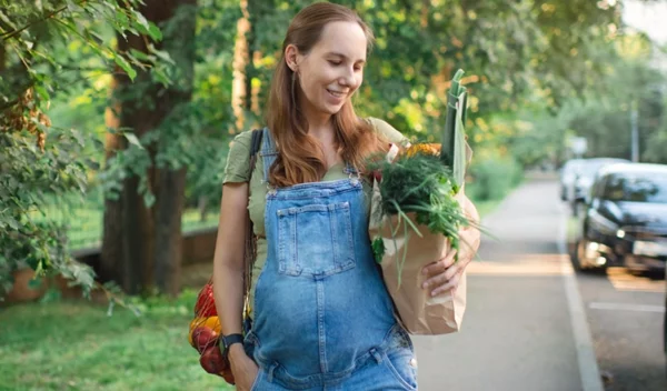 Εγκυμοσύνη & διατροφή: Οι τροφές που μπορεί να μειώσουν τον κίνδυνο αποβολής