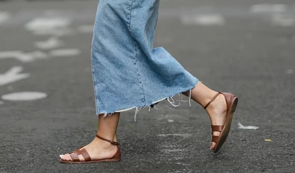 Πώς θα κάνεις το πεντικιούρ σου να διαρκεί περισσότερο το καλοκαίρι