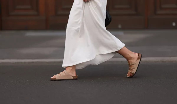 5 χρώματα στο πεντικιούρ που θα βλέπεις παντού αυτό το φθινόπωρο