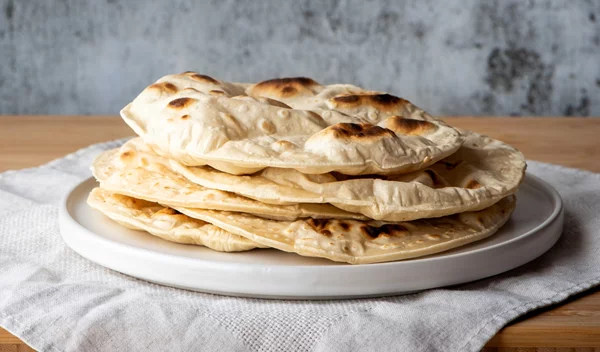 Αντί για ψωμί: Φτιάξε σε 5' τις πιο υγιεινές πίτες roti ζέας + βρώμης