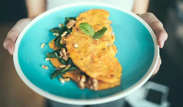 Μεσημεριανά γεύματα με λίγες θερμίδες: 6 ιδέες με λιγότερες από 200 θερμίδες