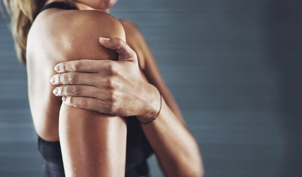 Αρθροσκόπηση ώμου: Όσα πρέπει να γνωρίζεις για την επαναστατική επεμβατική διαδικασία