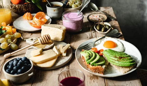 Πρωινό φιλικό προς τις ορμόνες: 3 πανεύκολα tips για να το πετύχεις