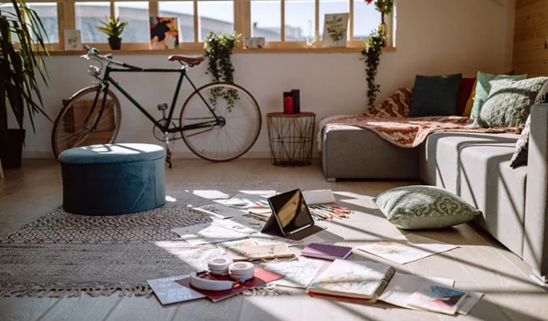 6 λόγοι που είσαι ακατάστατη και δεν έχουν καμία σχέση με την τεμπελιά