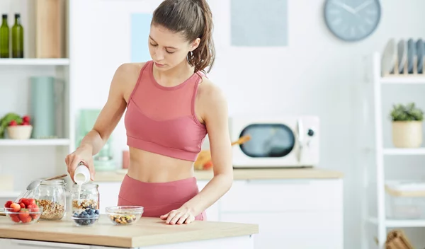 Τι να έχεις πάντα στην κουζίνα σου αν θέλεις να κάνεις όντως υγιεινή διατροφή