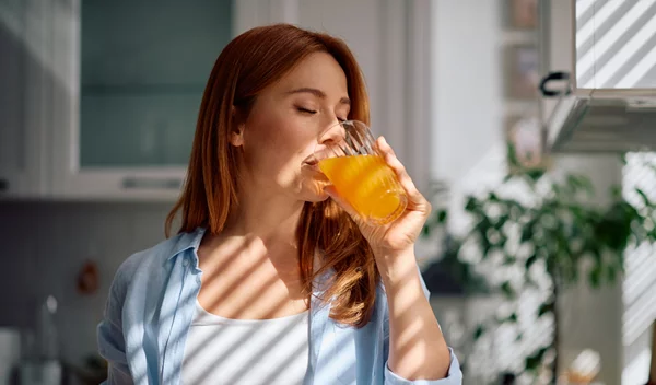 5 καθημερινές τροφές που καταστρέφουν τα δόντια σου όσο και η ζάχαρη