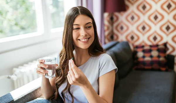 Συμπλήρωμα μαγνησίου: Πώς βελτιώνει τον ύπνο και τι ώρα να το παίρνουμε