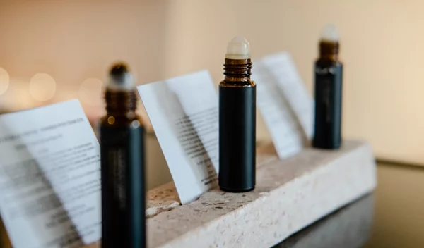 Τα καλύτερα αρώματα σε μορφή roll-on - θα μυρίζεις υπέροχα πάντα και παντού