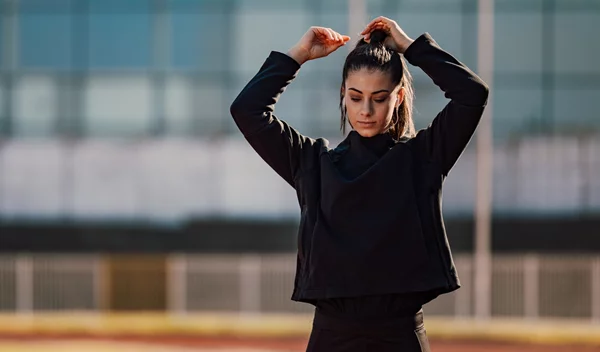 5 φούτερ για τα athleisure looks του χειμώνα