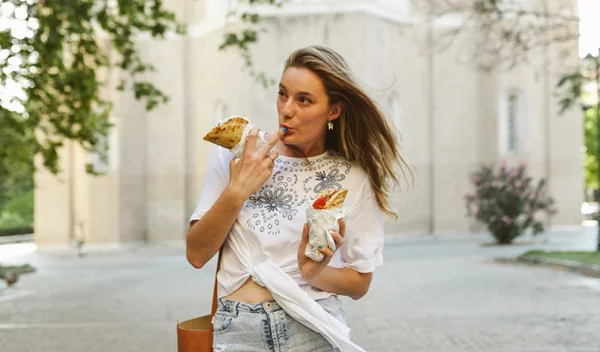 Μεσημεριανό φαγητό απέξω: 10 τρόποι να το μειώσεις