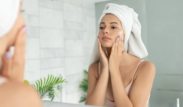 Morningshed: Το viral trend του TikTok που μετατρέπει τον ύπνο σε... makeover