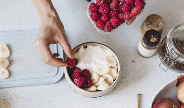 Τα καλύτερα πρωινά superfoods για να κάψεις το σωματικό λίπος