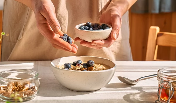 Βρώμη: 5 λάθη που κάνεις στο oatmeal και σε παχαίνουν