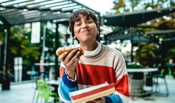 H διατροφική συνήθεια που μπορεί να αυξήσει την πιθανότητα κατάθλιψης και άγχους