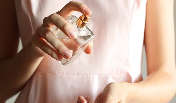 Θα ανανεώσουν την αύρα σου: 3 "καθαρά" αρώματα με βάση το τσάι