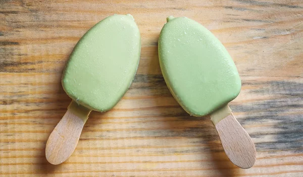 Εύκολη συνταγή: Παγωτίνια φιστίκι με χαμηλό γλυκαιμικό δείκτη