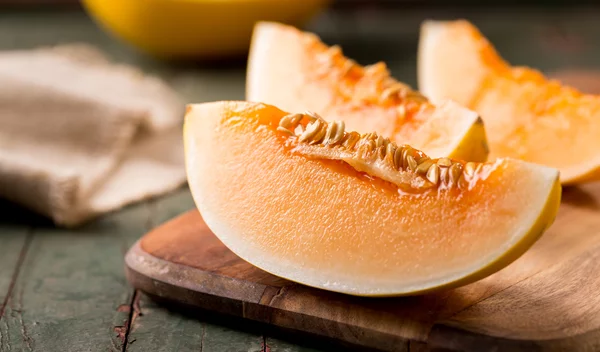 Πεπόνι: 4 λόγοι που θα έπρεπε να το είχες εντάξει από χθες στη διατροφή σου