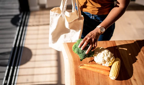 Καλή ηπατική υγεία: 5 "superfoods" που κάνουν καλό στο συκώτι