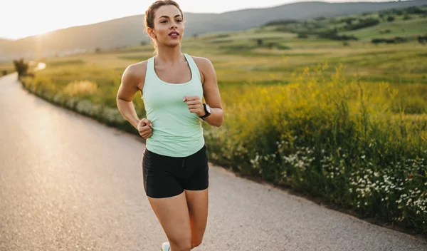 Αερόβια άσκηση: 3 διατροφικά πλάνα για καλύτερα αποτελέσματα