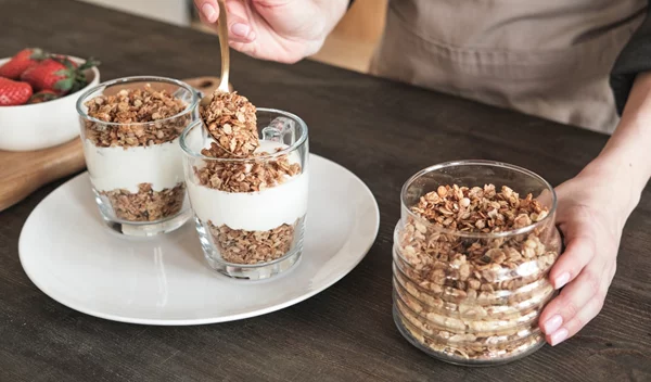 Συνταγή για γκρανόλα: Το πιο υγιεινό πρωινό για να ξεκινήσεις τη μέρα σου