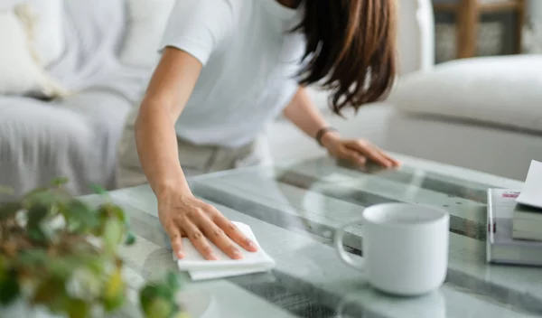 5 πράγματα και χώροι του σπιτιού που πρέπει να καθαρίζεις περισσότερο το καλοκαίρι