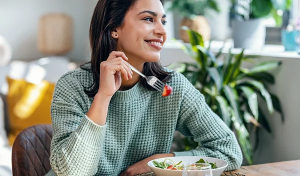Υγιεινά σνακ: 9 επιλογές με λίγες θερμίδες που χαρίζουν πολλή ενέργεια