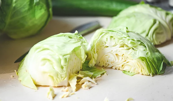 Αντί για σαλάτα: Ο σωστός τρόπος να μαγειρέψεις το λάχανο και να γίνει πεντανόστιμο