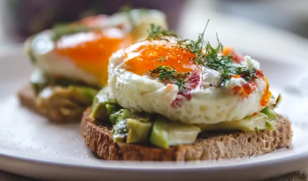 Πέντε ιδέες για αλμυρό πρωινό το σαββατοκύριακο