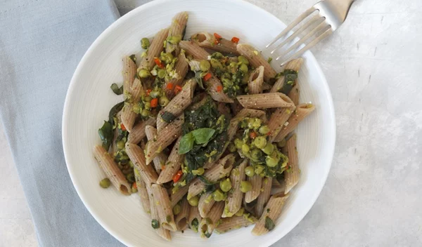 Ζυμαρικά ολικής άλεσης: Γιατί να τα προτιμήσεις και ποιοι πρέπει να τα αποφεύγουν