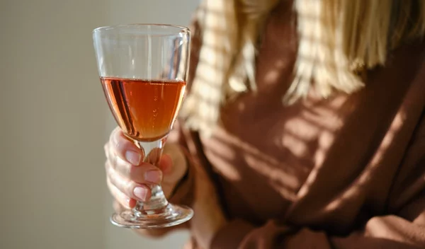 Τα 9 ροφήματα που διώχνουν το φούσκωμα - Ιδανικά για μετά το καλοκαίρι