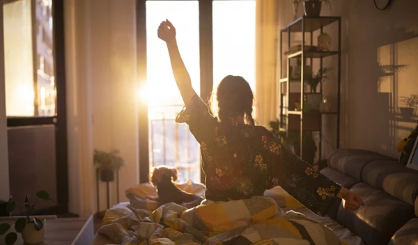 5 υγιεινές συνήθειες για ένα ισορροπημένο ξεκίνημα της ημέρας