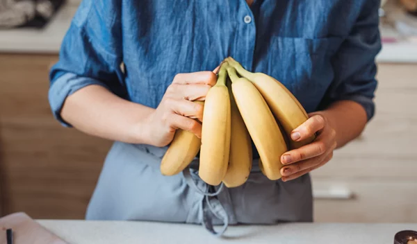 Μπανάνες: Προκαλούν ή ανακουφίζουν τη δυσκοιλιότητα;