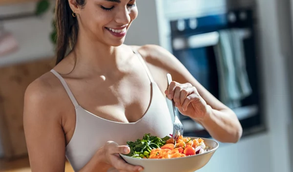 Τι να φας στο μεσημεριανό για να έχεις ενέργεια μέχρι και το απόγευμα;