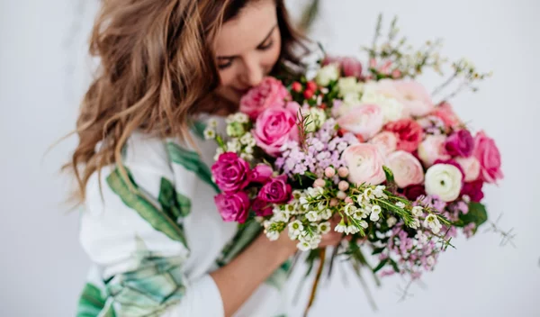 Οι μηνιαίες προβλέψεις του Μαρτίου 2023 για όλα τα ζώδια