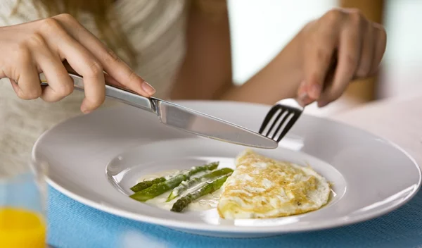 Αντιγήρανση: Επιβράδυνε το πέρασμα του χρόνου με αυτές τις τροφές