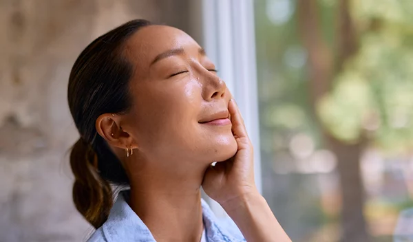 K-Beauty για ώριμη επιδερμίδα: Τα κορεάτικα προϊόντα που λατρεύουν οι γυναίκες άνω των 50