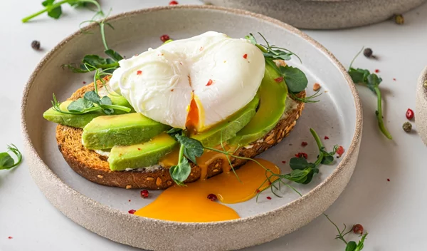 3 αυγά την ημέρα: Είναι μια ανθυγιεινή διατροφική συνήθεια;