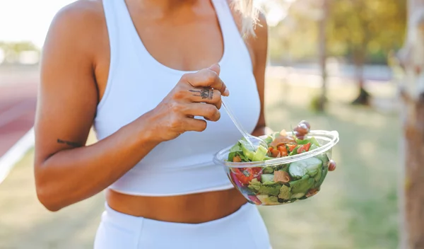 Μπορείς να "χτίσεις" σώμα με φυτικές τροφές; - Τι λένε οι ειδικοί